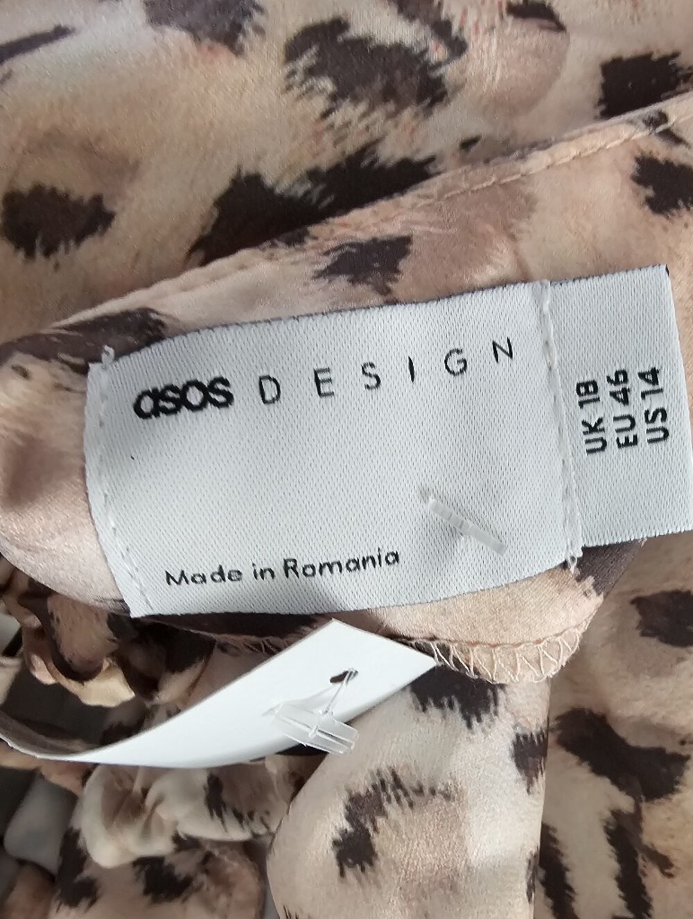ASOS DESIGN cross font halter satin midi dress with tie back in leopard print - Picture 5 of 6